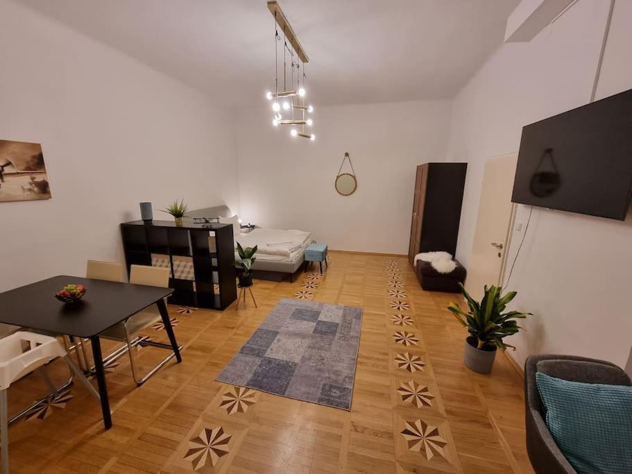 Sissi Royal Suite - Inner City 4 Bedroom Apartment Wien Ngoại thất bức ảnh
