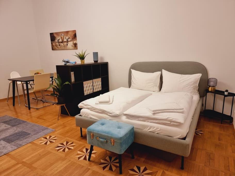Sissi Royal Suite - Inner City 4 Bedroom Apartment Wien Ngoại thất bức ảnh