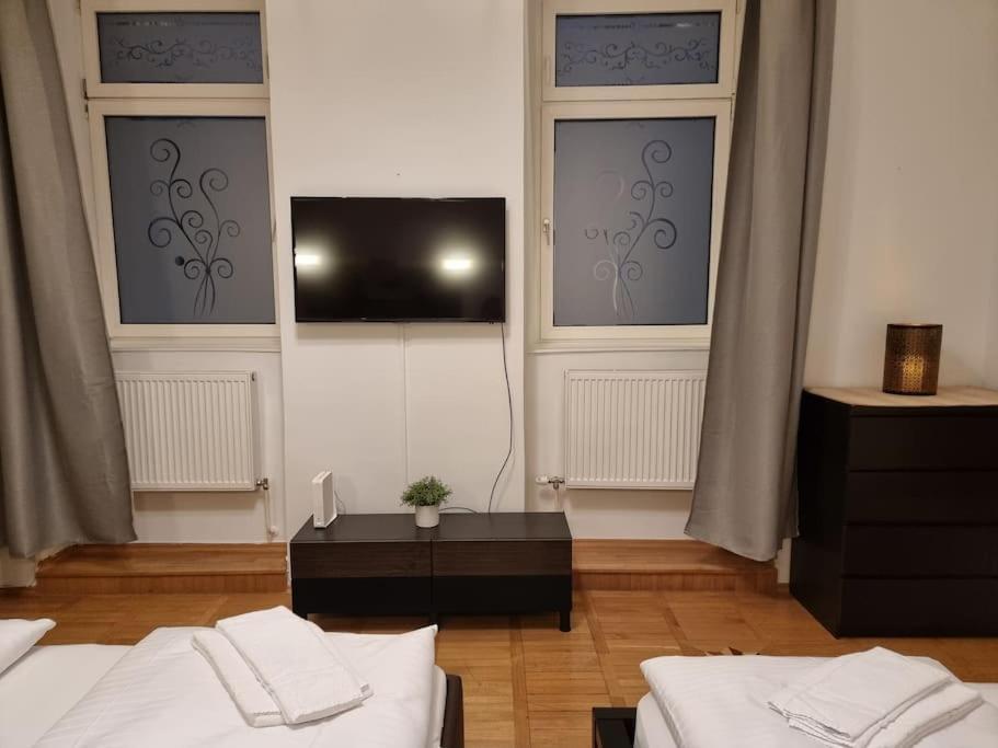 Sissi Royal Suite - Inner City 4 Bedroom Apartment Wien Ngoại thất bức ảnh